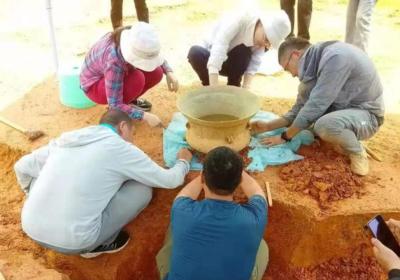 2,000-year-old bronze drum discovered in South China’s Guangxi