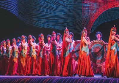 Dazzling summer: Dance festival brings worldwide artists together in Xinjiang