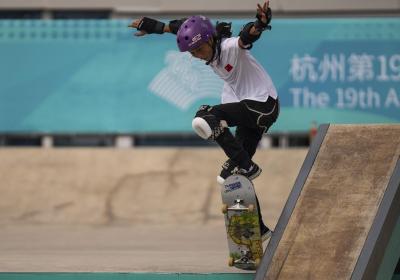 Gen Z skateboarders rock Asian Games