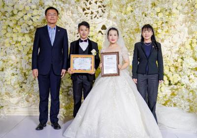 Young couples practice environmental protection via carbon neutral weddings