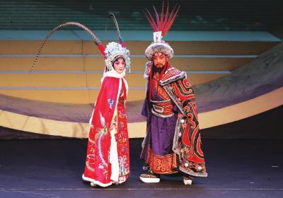 Traditional opera gala held in Quanzhou to celebrate Chinese folk culture