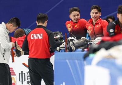 Team spirit matters in relay at World Cup: short track speed skating team head coach