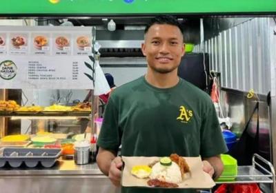 Chinese fans thank Singaporean goalie, call for visits to his food stall