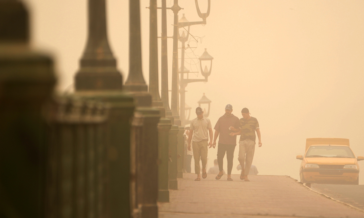 Rising heat drives crippling sandstorms across the Middle East