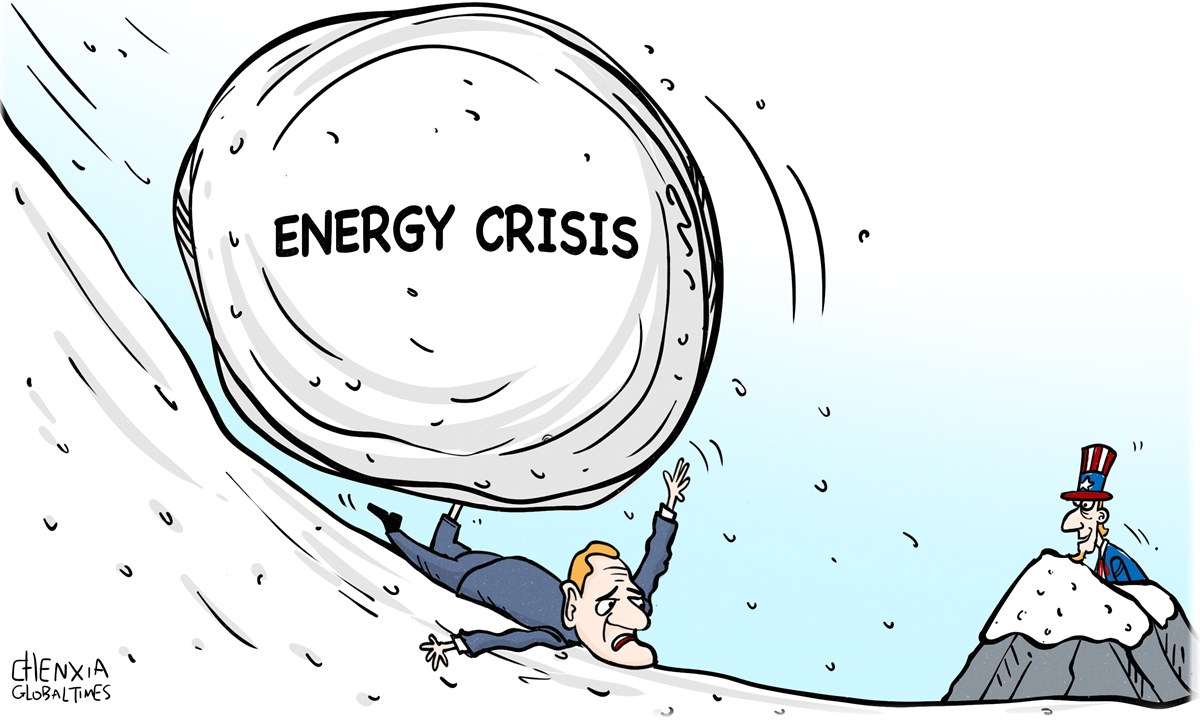 Russia rejects West's oil price cap, mulls supply suspension