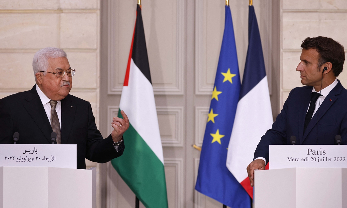 Palestinian president calls for backing soft resistance Palestinian president calls for backing soft resistance
