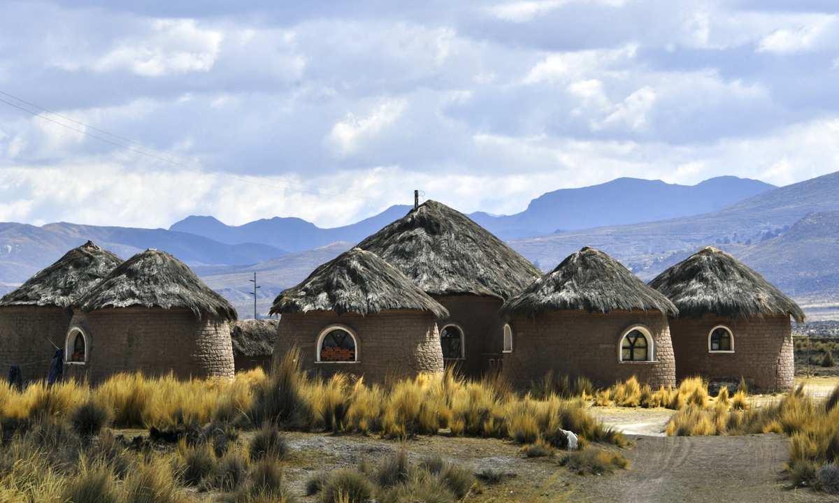 In Bolivia, Lake Poopo’s ‘water people’ left high and dry