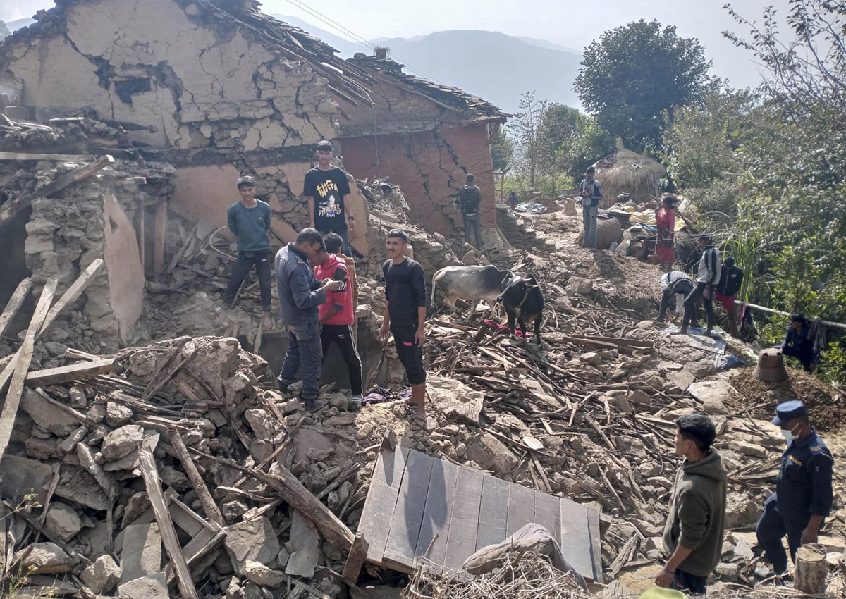 Earthquake kills 6 in Nepal