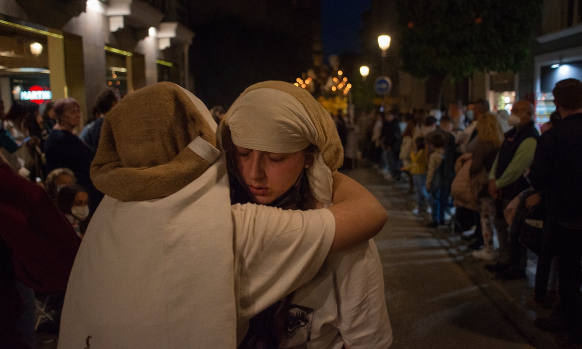 As pandemic fades, Spain Easter traditions revived