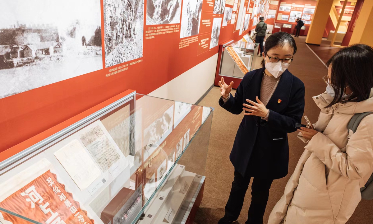 Historical items on display at show marking Huaihai Campaign victory