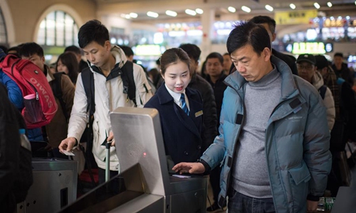 Spring Festival homecoming craze a tradition rooted in a thousand-year inheritance