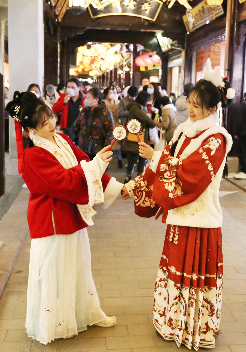 Generation Z mixes tradition, innovation as first post-pandemic Spring Festival approaches