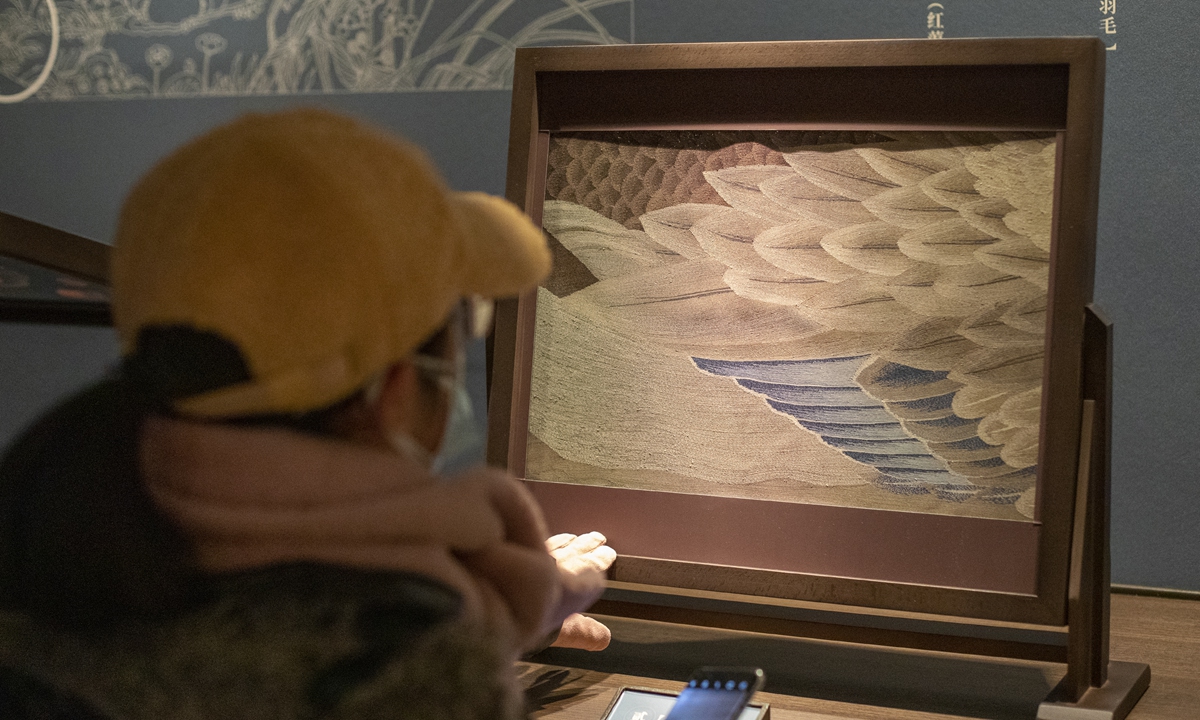UNESCO program winner seeks ancient cultural interactions through Chinese silk tapestry