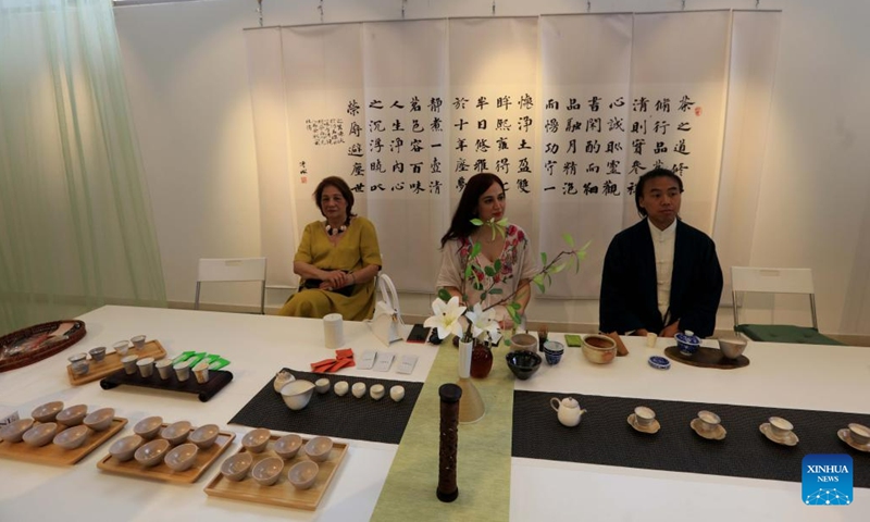 Jordanians join culture salon to touch Chinese tea culture