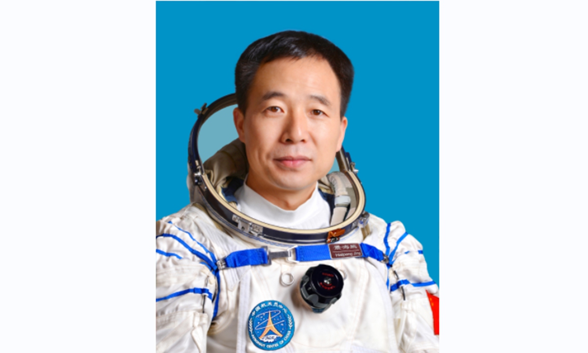 Shenzhou-16 will bring paintings by teenagers from 10 African countries to China Space Station