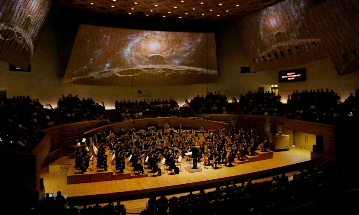 ‘Light in the Universe’ kicks off summer music festival in Shanghai