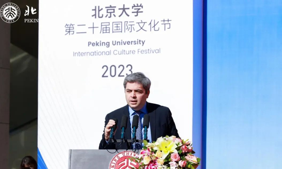 Georgia: Ambassador attends the Peking University International Culture Festival