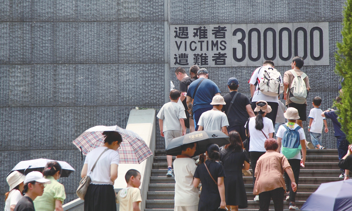 Nanjing Massacre remembered in overseas exhibition