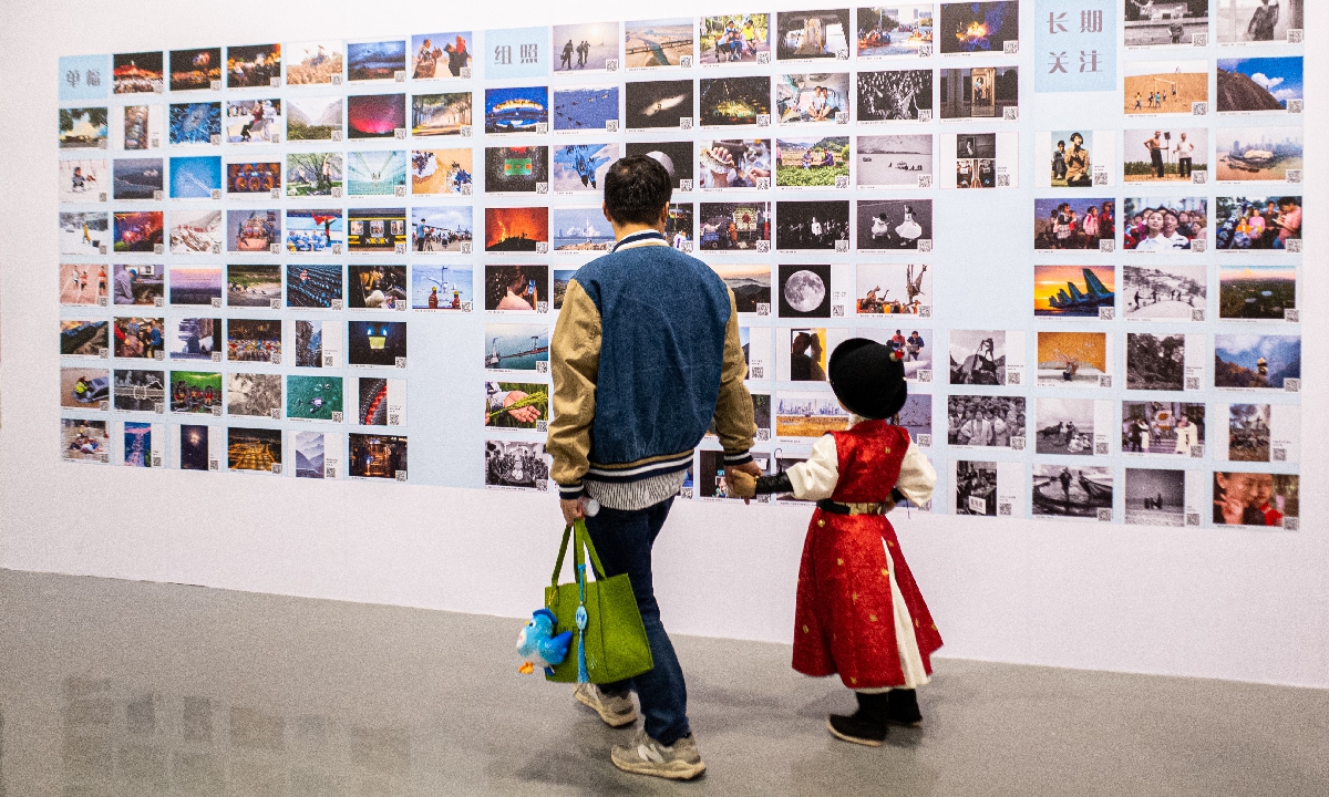 Culture Beat: National photography show held in Xiamen