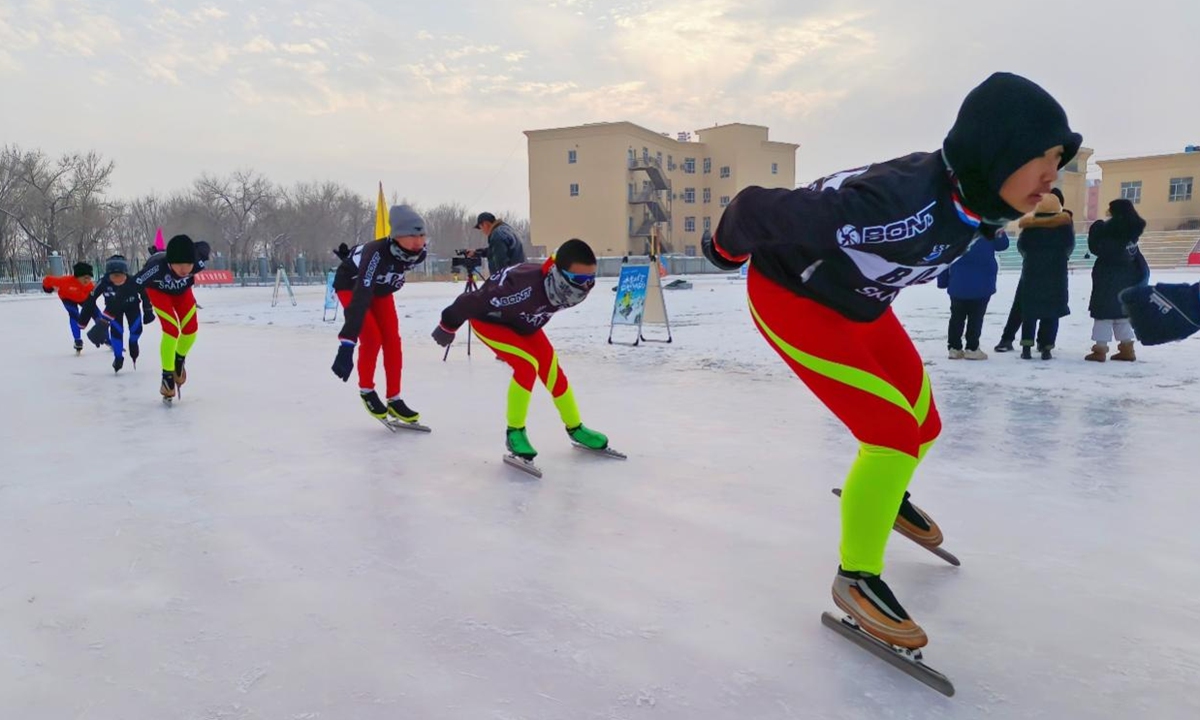 Ice and snow activities make Xinjiang ‘hot’