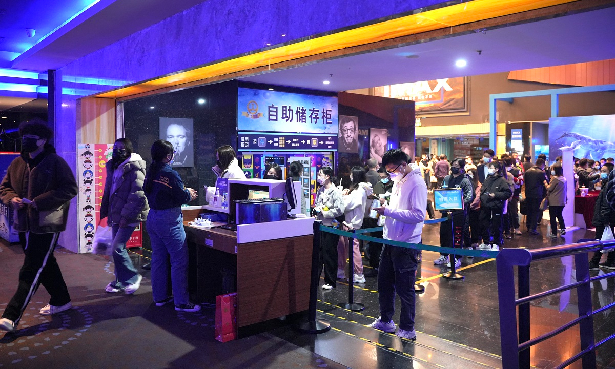New Year holidays box-office champion’s artificial snow in theater prompts concerns