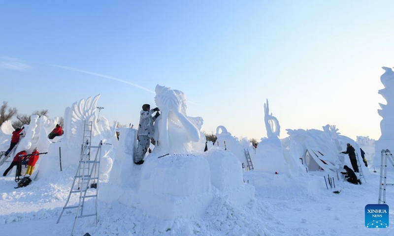 Xinjiang team shines at international snow sculpture competition