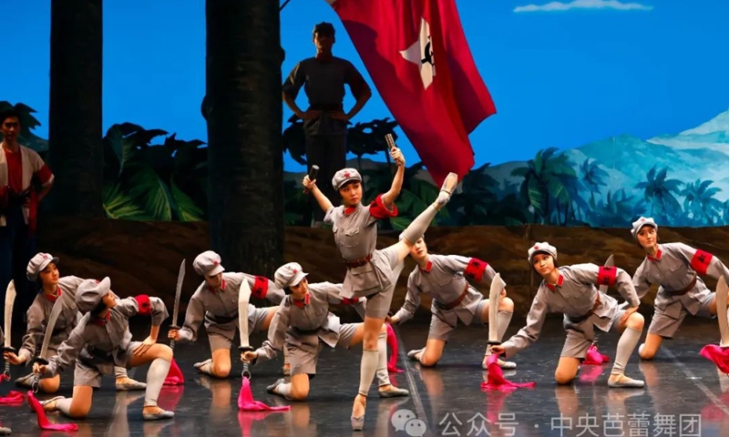 Chinese mainland dance dramas embraced in Hong Kong