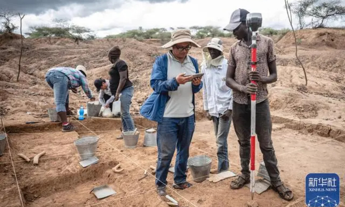 Sino-Kenyan joint archaeological expedition yields over 2,000 stone artifacts