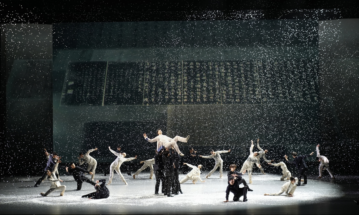 'Dance of Calligraphy in 353 AD' premieres in Beijing