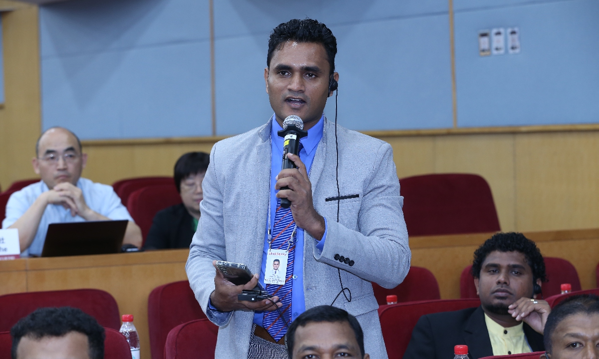 Overseas officials hold dialogue on traditional culture, exchanges and cooperation