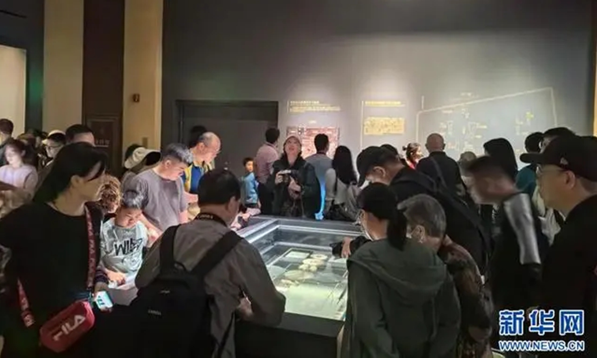 New unearthed items of ‘Marquis of Haihun’ tomb exhibited for Cultural and Natural Heritage Day